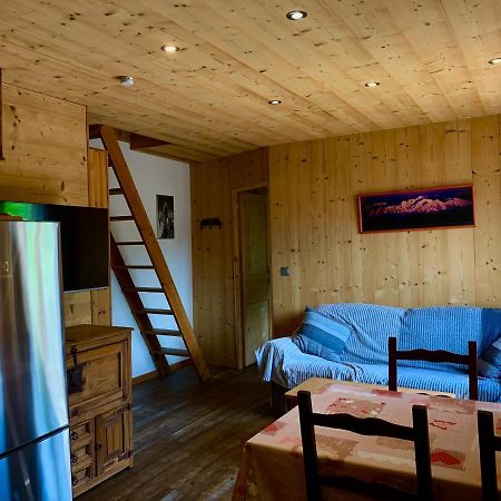 אוש Appartement Avec Jacuzzi Dans Chalet Prive, Grande Terrasse, Parking Gratuit מראה חיצוני תמונה