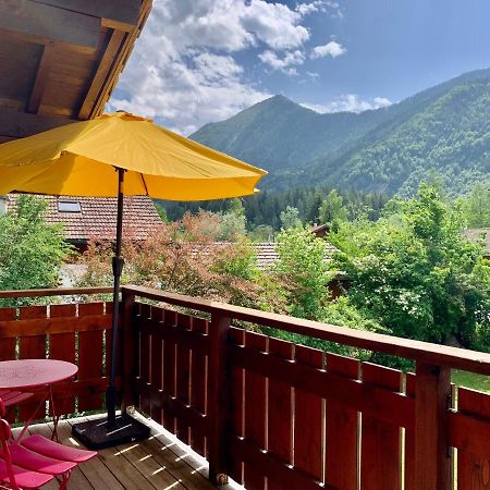 אוש Appartement Avec Jacuzzi Dans Chalet Prive, Grande Terrasse, Parking Gratuit מראה חיצוני תמונה